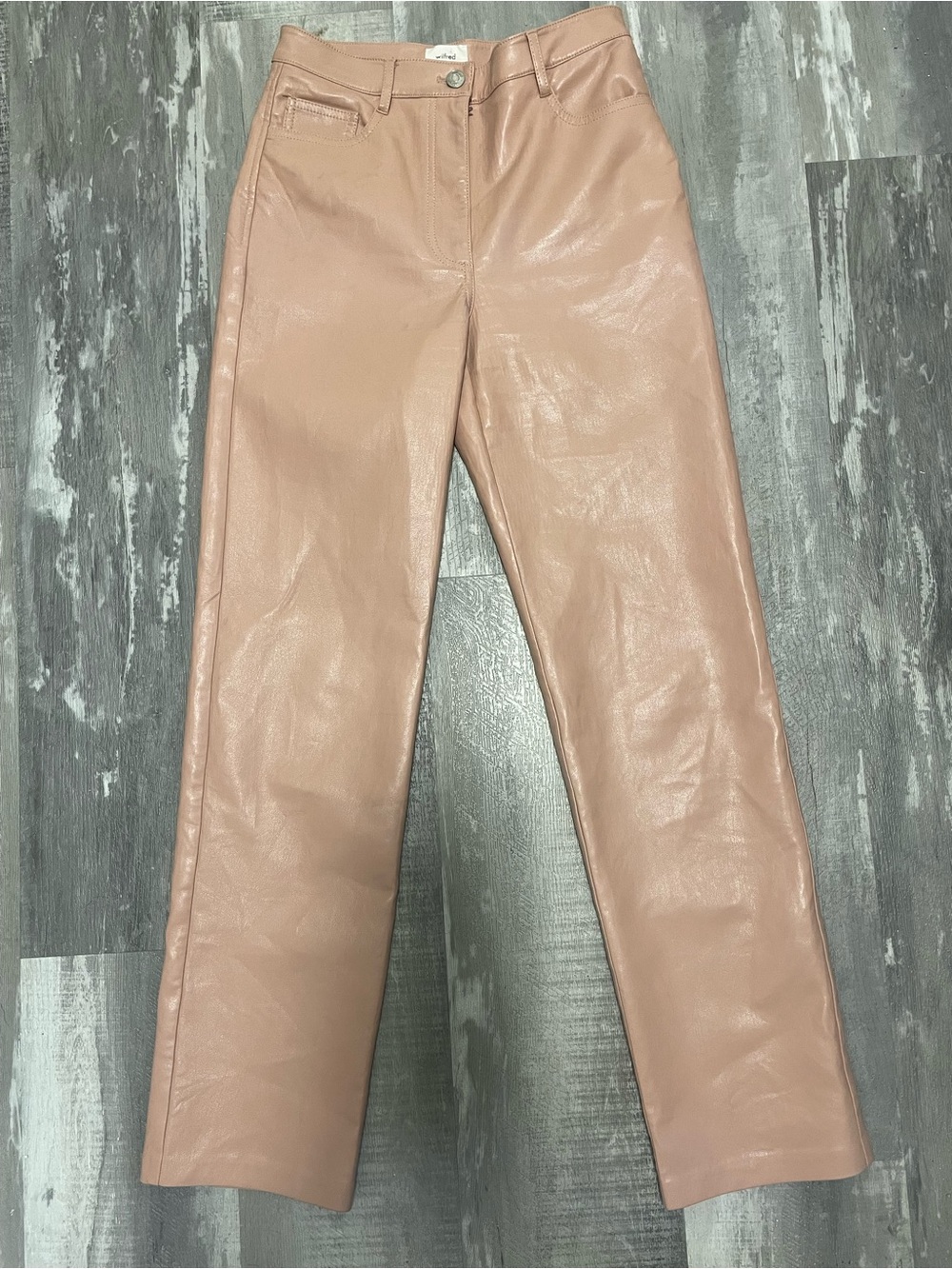Wilfred Straight-Leg Faux Leather Jeans in Blush Pink